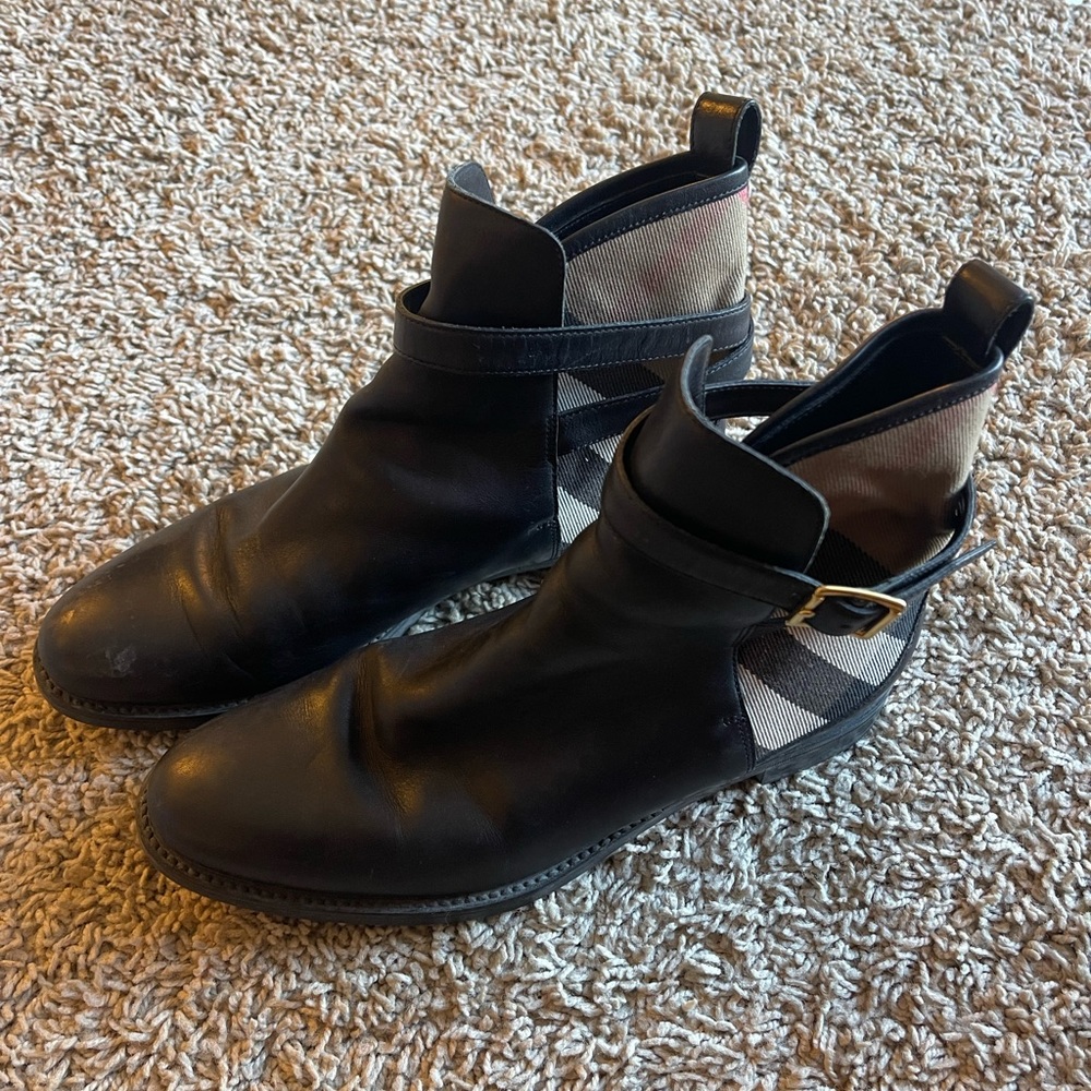 Burberry Boots